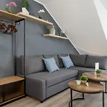 Federnest - Luxus-studio - Kingsize Boxspringbett - Home-office Mit Monitor Und Drucker - 11 Min Hbf Duisburgo