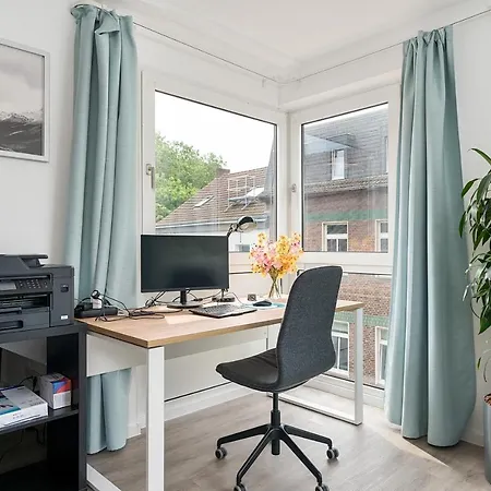 Apartman Federnest - Luxus-studio - Kingsize Boxspringbett - Home-office Mit Monitor Und Drucker - 11 Min Hbf