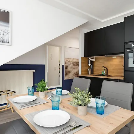 Daire Federnest - Luxus-studio - Kingsize Boxspringbett - Home-office Mit Monitor Und Drucker - 11 Min Hbf *