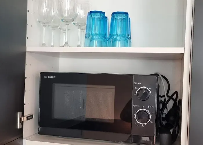 Federnest - Luxus-studio - Kingsize Boxspringbett - Home-office Mit Monitor Und Drucker - 11 Min Hbf Duisburg