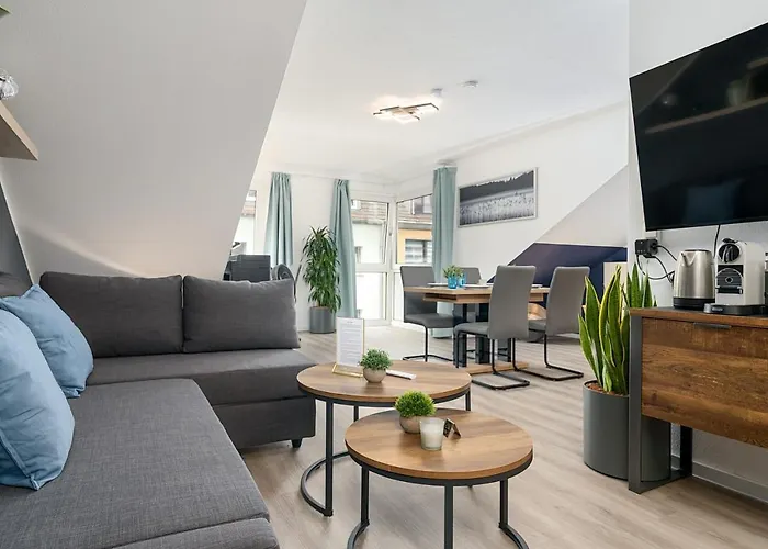 Federnest - Luxus-studio - Kingsize Boxspringbett - Home-office Mit Monitor Und Drucker - 11 Min Hbf * Duisburg