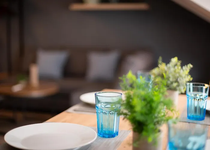 Federnest - Luxus-studio - Kingsize Boxspringbett - Home-office Mit Monitor Und Drucker - 11 Min Hbf Duisburg